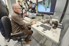 System do montażu struktur półprzewodnikowych w ZSEiT